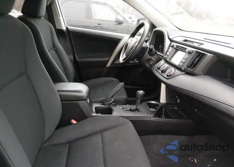 2017 Toyota Rav4 Le z USA, uszkodzony, nr VIN 2T3BFREV3HW586622